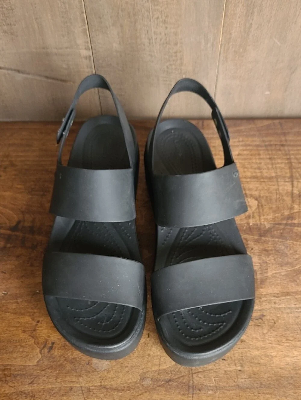 Crocs Brooklyn Wedge Sandal Women's sz 8 Black Double Strap Platform Sandal
